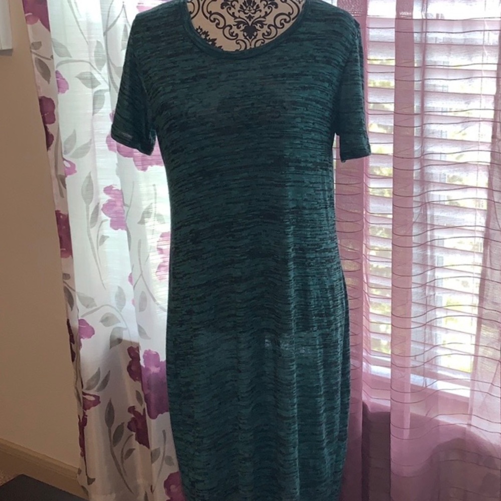 XL MIDI DRESS